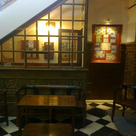 Hotel Plaza Tres Arroyos Eksteriør billede