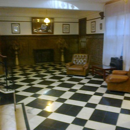 Hotel Plaza Tres Arroyos Eksteriør billede