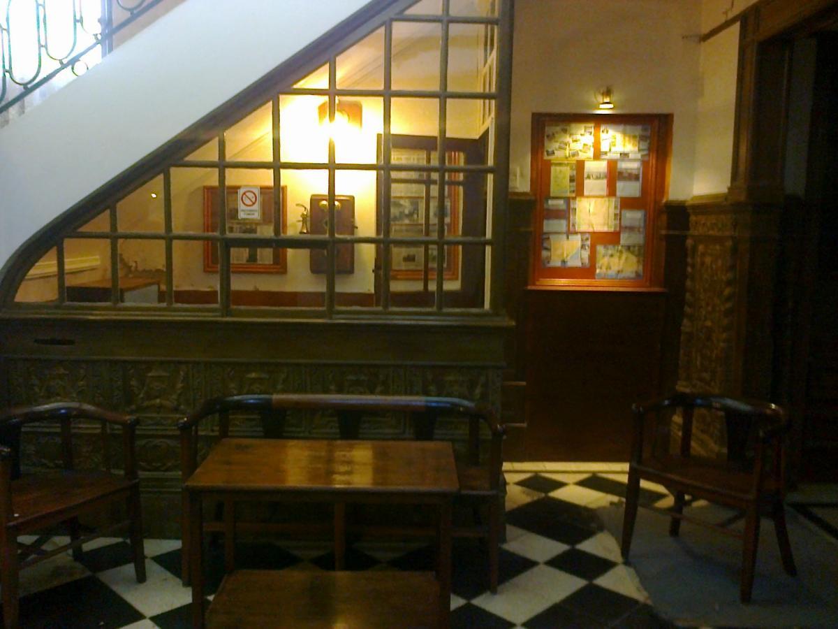 Hotel Plaza Tres Arroyos Eksteriør billede